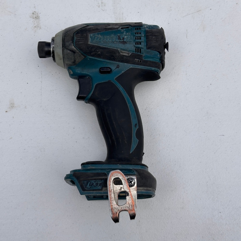 Makita XDT04 18V LXT Lithium‑Ion Cordless Impact Driver, Tool Only